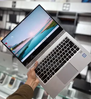 New Laptop Lenovo Yoga 910 8GB Intel Core I7 SSD 512GB