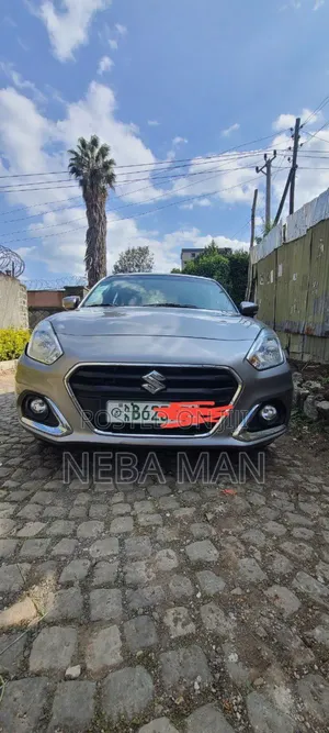 Suzuki Dzire 2022 Silver