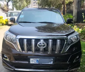 Toyota Land Cruiser 2017 Brown