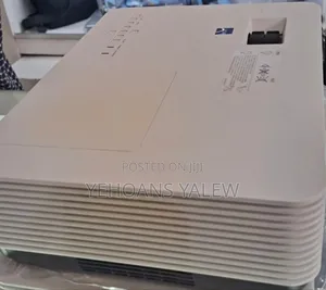 New Arrival 
Sony VPL-Dx221 Projector 
1 Piece Remains 
Resoluti