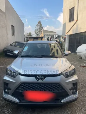 Toyota Raize 1.2 FWD 2023 Silver