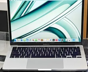 New Laptop Apple MacBook Pro 8GB Apple M2 SSD 256GB