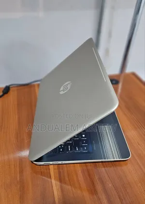 New Laptop HP Pavilion 14 4GB Intel Core I3 HDD+SSD 1T