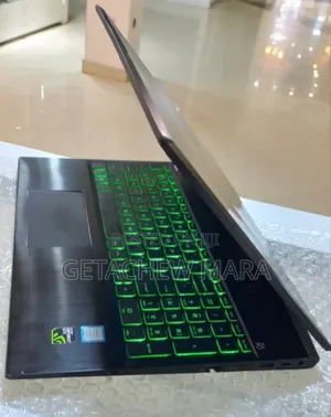 New Laptop HP Pavilion 15 8GB Intel Core I7 SSD 1T