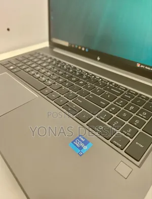 New Laptop HP ZBook Power G9 i7 32GB Intel Core i7 SSD 1T