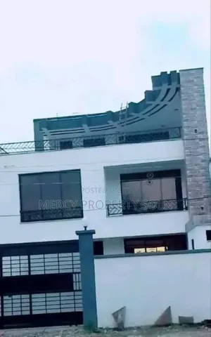 Furnished 8bdrm House in Bole for sale