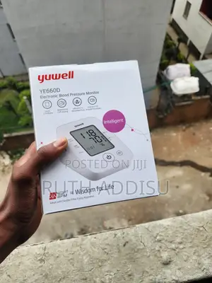 Yuwell Blood Pressure Monitor鳵的brand New Blood Pressuer Monitor New