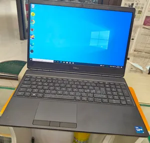 New Laptop Dell Precision 5540 32GB Intel Core I7 SSD 512GB