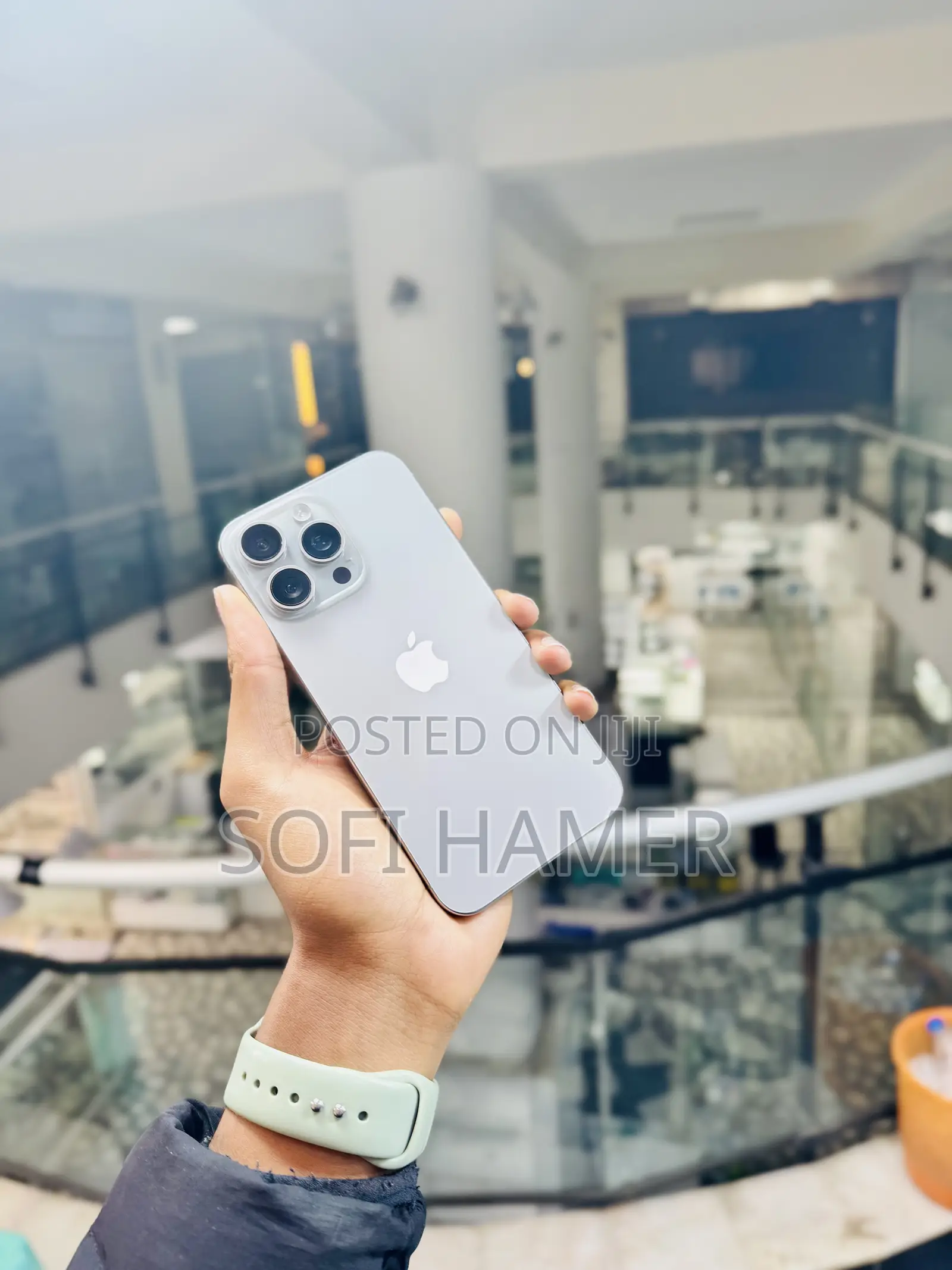 New Apple iPhone 15 Pro 256 GB Silver
