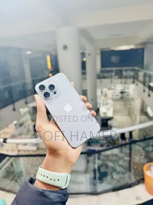 New Apple iPhone 15 Pro 256 GB Silver
