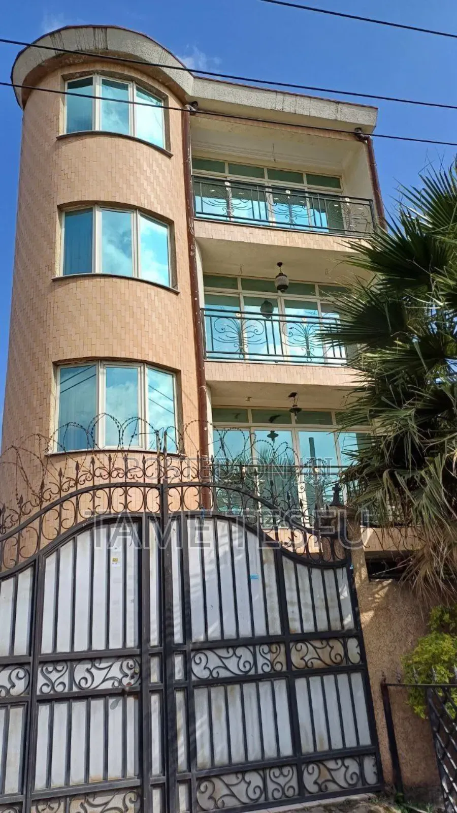 Furnished 8bdrm House in ጎሮ ኮፓዉንድ ዉስጥ, Bole for sale