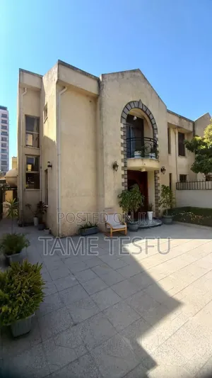 Furnished 6bdrm House in ሀያት, Bole for sale