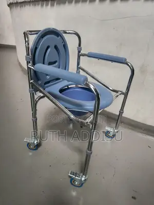 Commode Four Wheels Wheelchair癲馬toilet Wheelchair奢華medical Commode