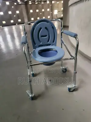 Commode Wheelchair轟炸toilet Wheelchair輕微brand New Commode Wheelchair