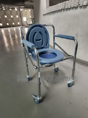 Commode Wheelchair輕輕toilet Wheelchair輕微poty Wheelchair垂釣popo Wheelchai