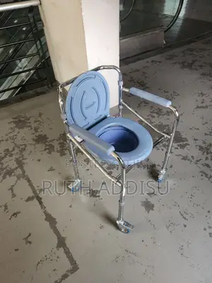 Toilet Wheelchair Brand New Foldable朱諾commode Wheelchair煞氣wheelchair