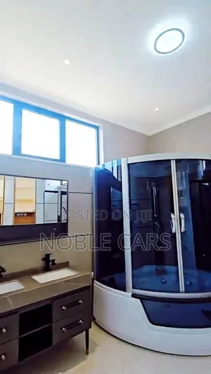 9bdrm Townhouse/Terrace in Yeka for sale