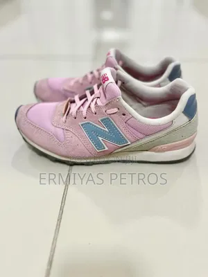 New Balance 996 Vintage Style Women’S Sneakers