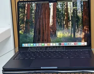 New Laptop Apple MacBook Air 2024 M3 15-Inch 16GB Apple M3 SSD 256GB
