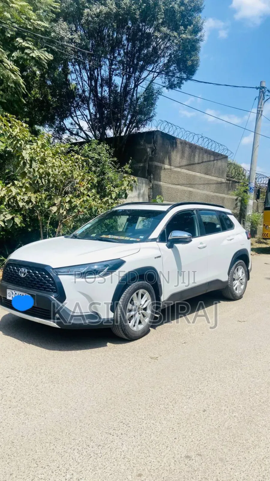 Toyota Corolla Cross Hybrid 2023 White