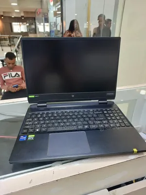 New Laptop Acer Predator Helios 300 16GB Intel Core I9 SSD 512GB