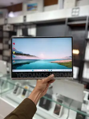 New Laptop Lenovo Yoga 910 8GB Intel Core I7 SSD 512GB