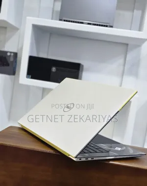New Laptop Dell XPS 15 32GB Intel Core I9 SSD 1T