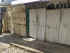 10bdrm House in Adiss Abeba, Akaky Kaliti for sale