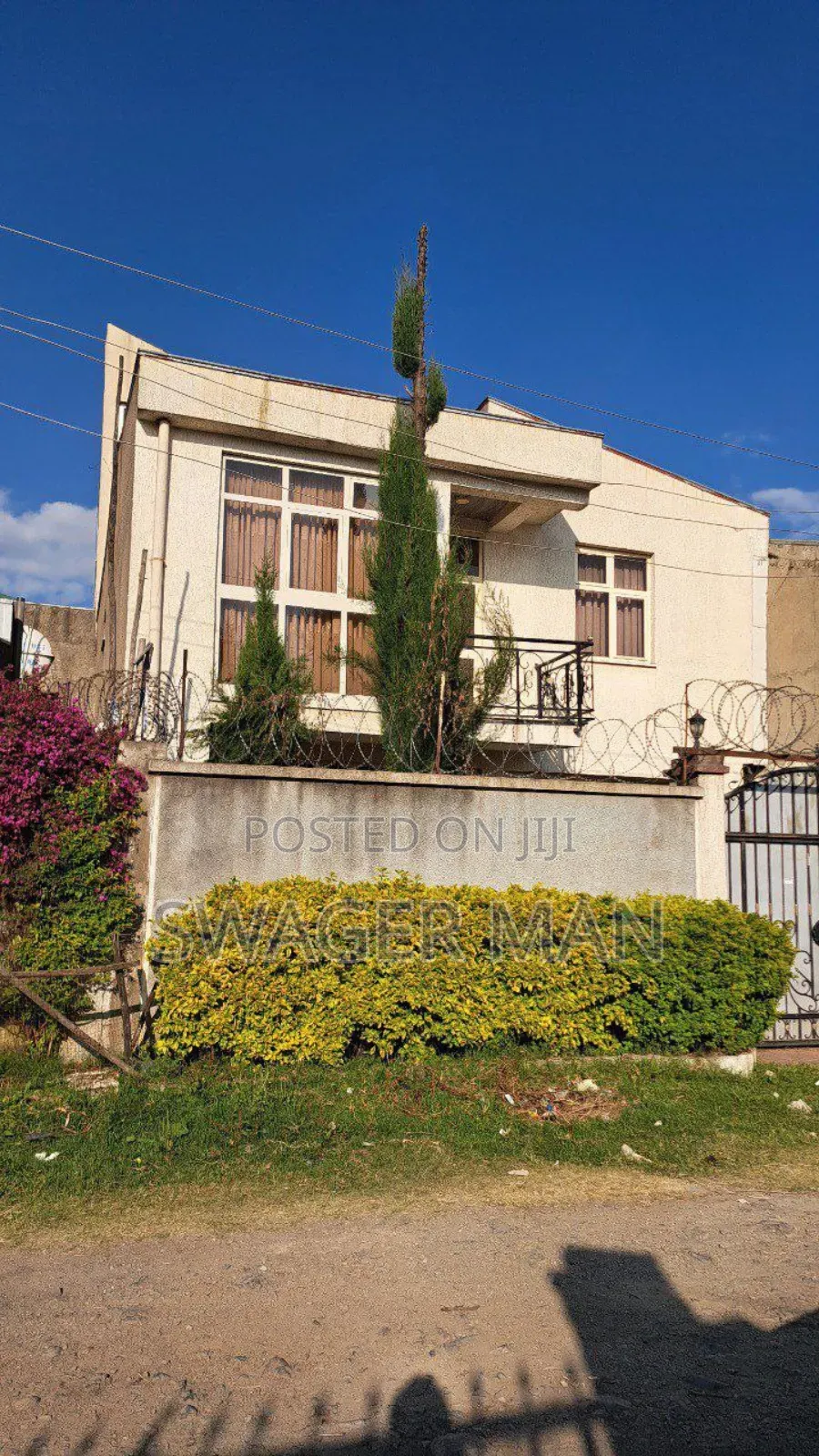 Furnished 5bdrm Townhouse/Terrace in Tafo Sheger, Yeka for sale