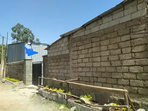 3bdrm House in Yeka for sale