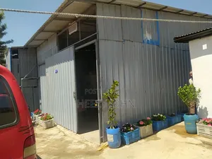 3bdrm House in Yeka for sale