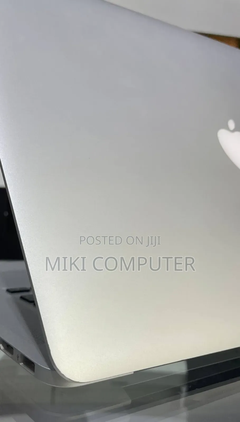 New Laptop Apple MacBook Pro 2015 16GB Intel Core I7 SSD 256GB
