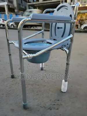 Toilet Chair樽吉commode Chair凸zstability for Different Users.