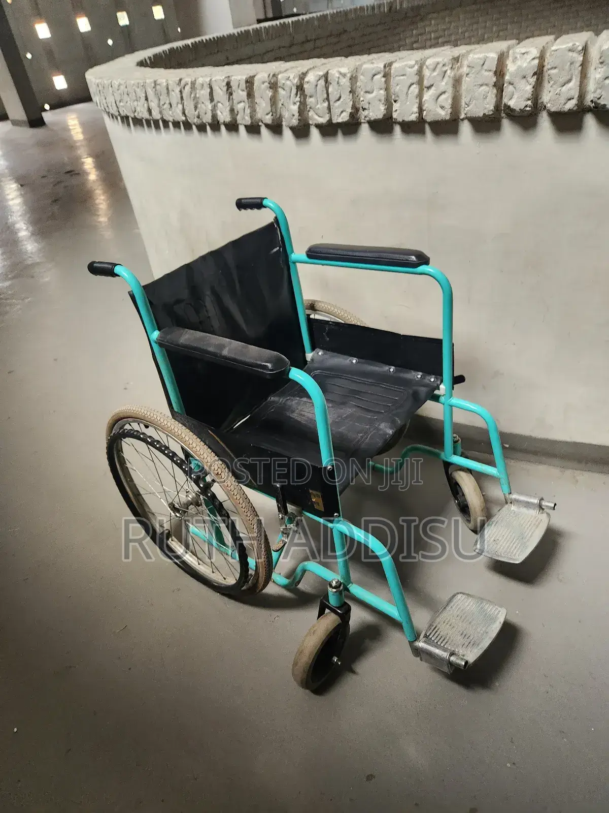 Normal Foldable Wheelchair轟炸wheelchair腔內wheelchair字母medical Wheelchair