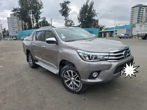 Toyota Hilux 2017 Gold