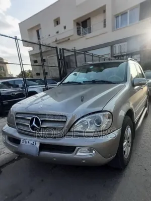 Mercedes-Benz M Class ML 350 AWD 4Matic (3.5L V6 7A) 2006 Gold