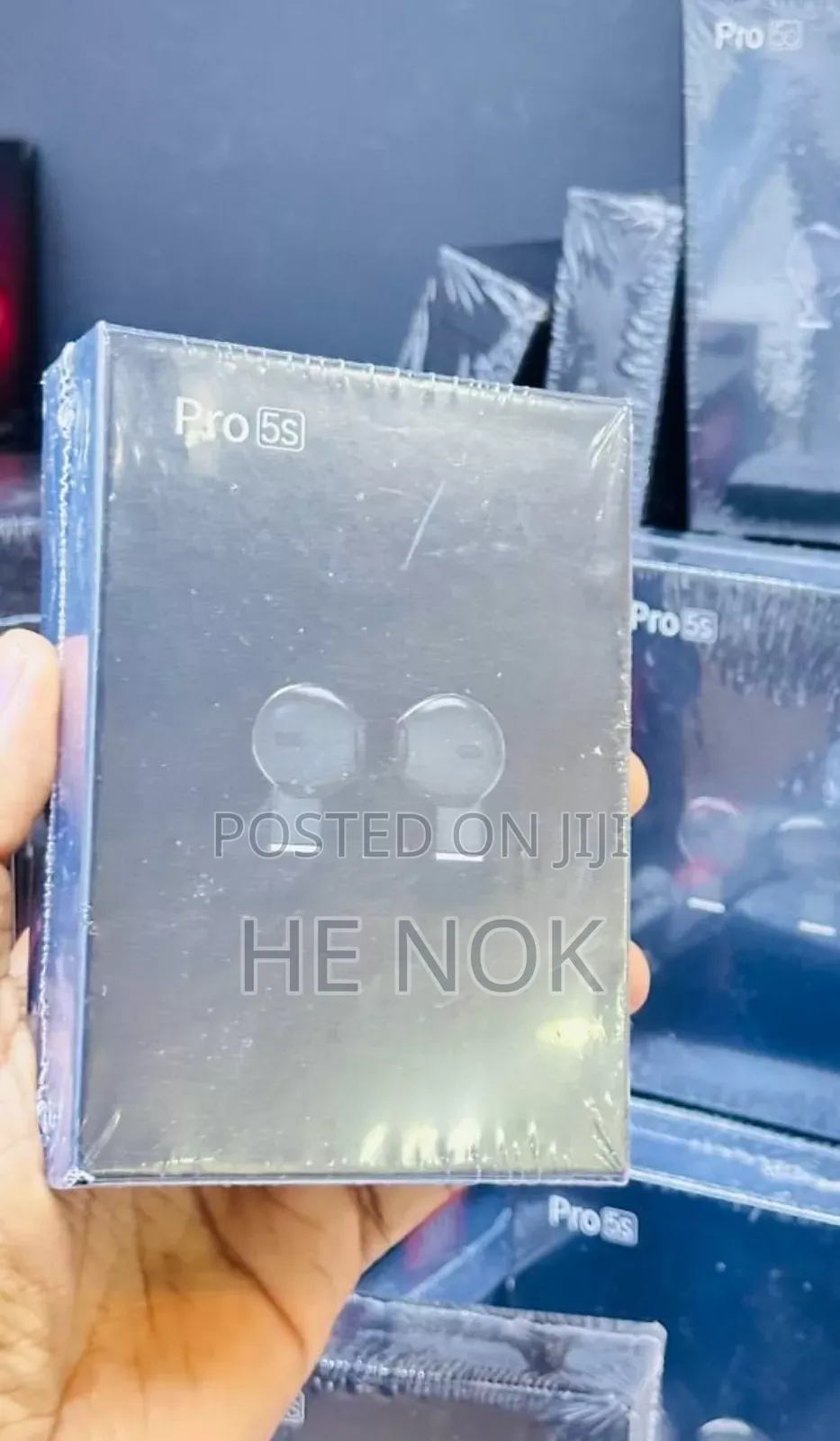 Pro 5s Earbud