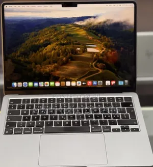 New Laptop Apple MacBook Air 2022 M2 8GB Apple M2 SSD 256GB