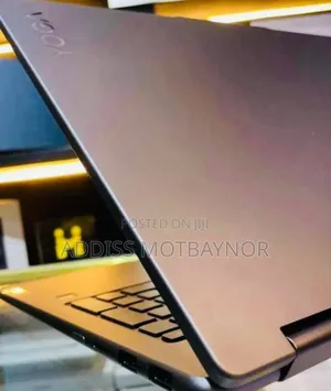 New Laptop Lenovo Yoga 7i 16GB Intel Core I7 SSD 512GB