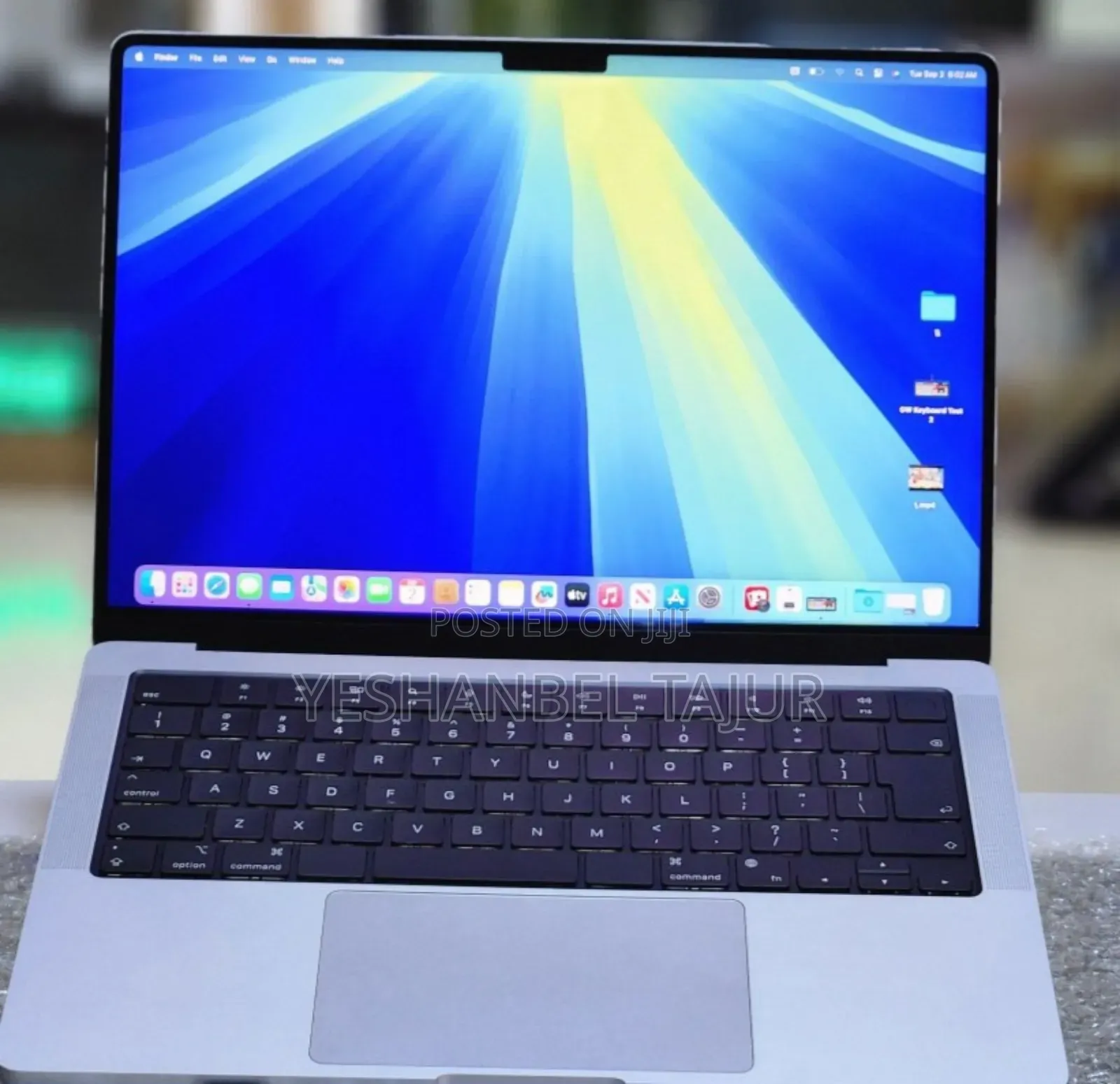 New Laptop Apple MacBook Pro M1 16GB Apple M1 Pro SSD 512GB
