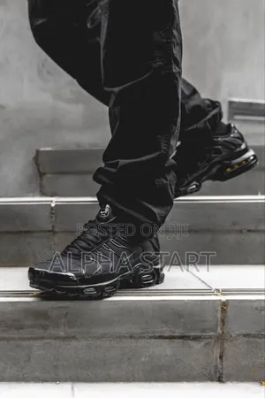 Nike Air Max Plus High Master Quality Smooth Sneakers