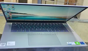 New Laptop Dell Inspiron 15 16GB Intel Core I7 SSD 512GB