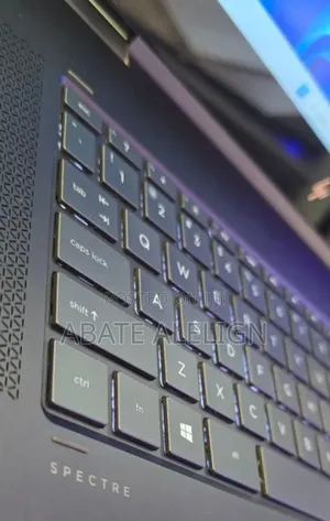 New Laptop HP Spectre X360 16GB Intel Core I7 SSD 512GB