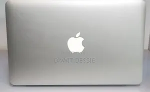 New Apple MacBook Air 2025 M4 13-Inch 4GB Intel Core I5 SSD 128GB