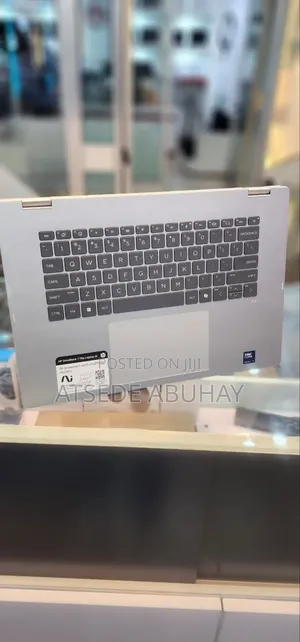 New Laptop HP OmniBook 7 16" 8GB Intel Core I7 SSD 1T