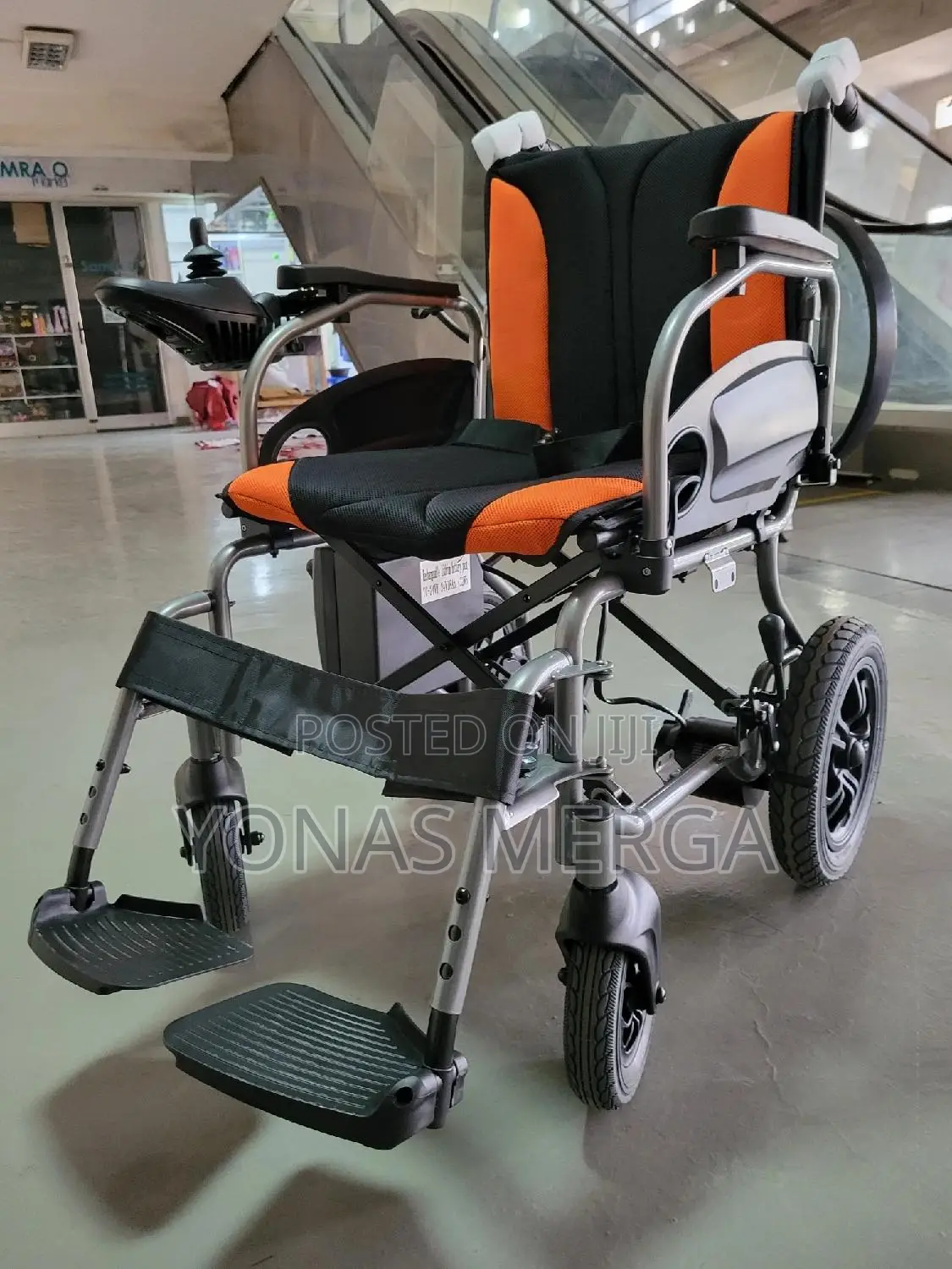 Elecreic Wheelchair/Comfortable for Sitting Long Time甬暡easy to Clean