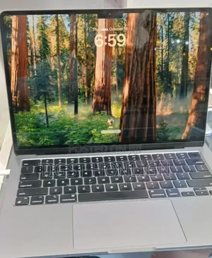 New Laptop Apple MacBook Air 2020 8GB Apple M2 SSD 256GB