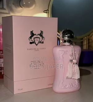 Delina Exclusif
