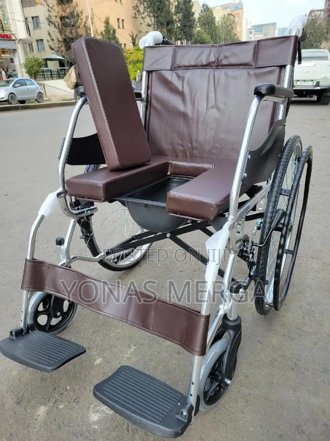 Toilet Wheelchair同𩓙folding Wheelchair節臣comfortable, Toilet-Friendly