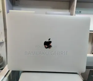 New Laptop Apple MacBook Pro 2020 M1 16GB Apple M1 Pro SSD 512GB